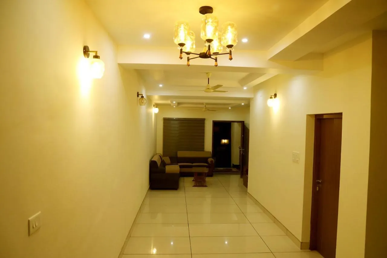 Villa Clover Home Tiruvalla